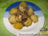 Фото приготовления рецепта: Картофель с шампиньонами - шаг №7