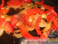 Фото приготовления рецепта: Омлет с овощами - шаг №4