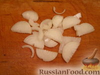 Фото приготовления рецепта: Постный суп с грибами и манными клецками - шаг №3