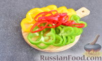Фото приготовления рецепта: Закусочные печёночные маффины с овощами и отрубями - шаг №8