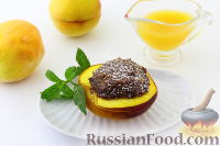 Фото приготовления рецепта: Персики, запеченные с шоколадом и имбирем - шаг №8