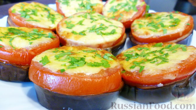 Рецепт баклажанов с сыром и помидорами в духовке: приготовление на 6 шагов