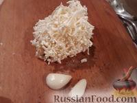 Фото приготовления рецепта: Картофельно-сырная запеканка - шаг №4