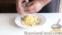 Фото приготовления рецепта: Куриные окорочка, фаршированные ветчиной и сыром - шаг №4
