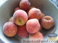 Фото приготовления рецепта: Варенье из персиков без кожицы (1-й способ) - шаг №2
