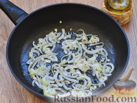Фото приготовления рецепта: Картофель по-венгерски - шаг №3