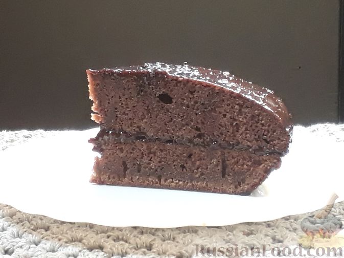 Легкий шоколадный торт в мультиварке
