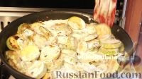 Фото приготовления рецепта: Суп с капустой, зелёным горошком и куриными фрикадельками со шпинатом - шаг №11