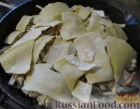 Фото приготовления рецепта: Лазанья на сковороде - шаг №5