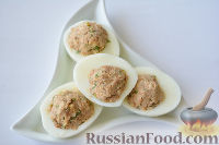 Фото приготовления рецепта: Акутагьчапа (яйца, фаршированные орехами) - шаг №12