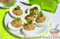 Фото к рецепту: Акутагьчапа (яйца, фаршированные орехами)