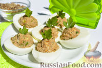 Фото приготовления рецепта: Акутагьчапа (яйца, фаршированные орехами) - шаг №13