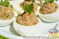 Фото приготовления рецепта: Акутагьчапа (яйца, фаршированные орехами) - шаг №14