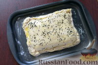 Фото приготовления рецепта: Картофельно-мясной пирог из слоеного теста - шаг №8