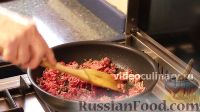 Фото приготовления рецепта: Салат из тыквы с яйцом и грецкими орехами - шаг №10
