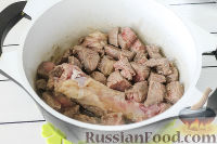 Фото приготовления рецепта: Пиева (узбекский луковый суп) - шаг №3