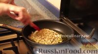 Фото приготовления рецепта: Кальмары в чесночно-ореховом соусе - шаг №7