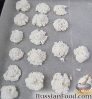 Фото приготовления рецепта: Кокосовое печенье (без муки) - шаг №4