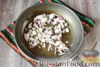 Фото приготовления рецепта: Суп-пюре из белых грибов - шаг №5