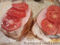 Фото приготовления рецепта: Горячие бутерброды (в духовке) - шаг №6