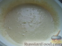 Фото приготовления рецепта: Оладьи на кислом молоке, с кабачками - шаг №6