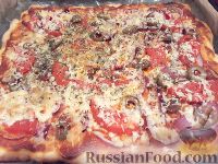 Фото приготовления рецепта: Пицца на бездрожжевом тесте - шаг №13