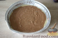 Фото приготовления рецепта: Сливовый пирог на сметанном майонезе - шаг №6
