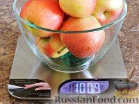 Фото приготовления рецепта: Яблочный джем с апельсином и имбирем - шаг №2