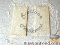 Фото приготовления рецепта: Бурекасы (пирожки) из слоеного теста с рыбной начинкой - шаг №3