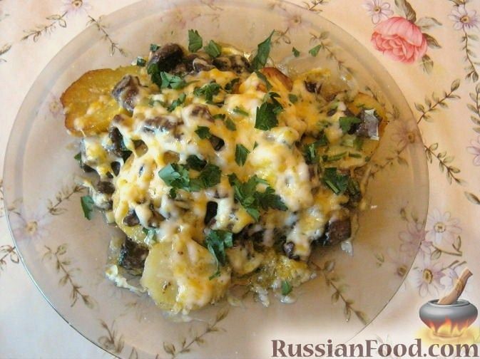 Рецепт Картофель, запеченный в духовке с сыром и грибами