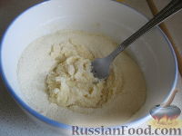 Фото приготовления рецепта: Куриный суп с клецками из манки - шаг №5