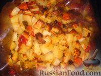 Фото приготовления рецепта: Картофель с овощами в рукаве - шаг №9