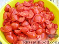 Фото приготовления рецепта: Аджика с помидорами и яблоками - шаг №4