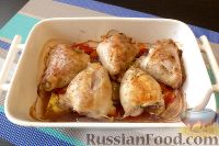 Фото приготовления рецепта: Куриные голени, фаршированные брусникой с орехами - шаг №12