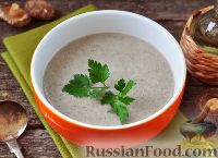 Фото к рецепту: Крем-суп с картофелем и грибами