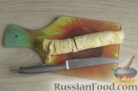 Фото приготовления рецепта: Салат с красной рыбой и омлетом - шаг №9
