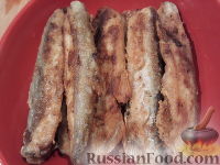 Фото приготовления рецепта: Одесская рыбка "Цаца" (жареная мойва) - шаг №8