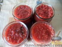 Фото приготовления рецепта: Жареные баклажаны в томате - шаг №8