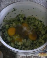 Фото приготовления рецепта: Котлеты из цветной капусты - шаг №3