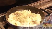Фото приготовления рецепта: Заливной пирог с капустой - шаг №4