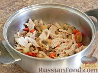 Фото приготовления рецепта: Суп "Строганов" с курицей и шампиньонами - шаг №12