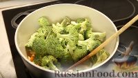 Фото приготовления рецепта: Крем-суп из брокколи - шаг №5