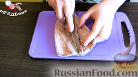 Фото приготовления рецепта: Засолка скумбрии (два способа: сагудай и засол в морозилке) - шаг №9