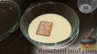 Фото приготовления рецепта: Торт с кокосовым кремом и малиной (без выпечки) - шаг №11