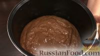 Фото приготовления рецепта: Шоколадный торт с малиновым мармеладом - шаг №18