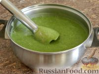 Фото приготовления рецепта: Крем-суп из брокколи и шпината - шаг №12