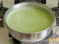 Фото приготовления рецепта: Крем-суп из брокколи и шпината - шаг №15