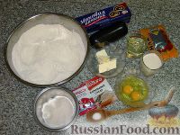 Фото приготовления рецепта: Квашеная капуста, тушенная с фасолью и солёным огурцом - шаг №8