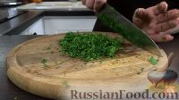Фото приготовления рецепта: Мясные "кармашки" с луком и зеленью - шаг №4
