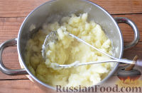 Фото приготовления рецепта: Лобио из стручковой фасоли с фрикадельками - шаг №11